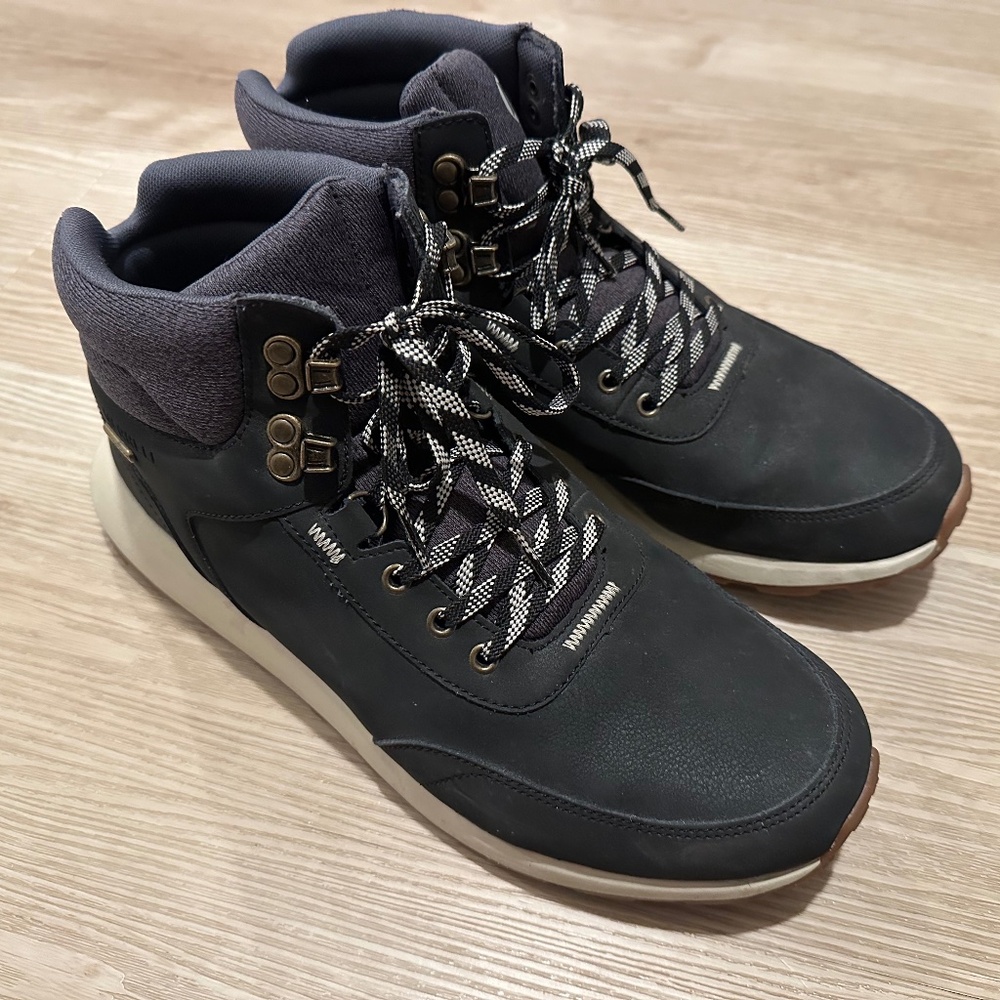 Merrell waterproof boots. Like new. Worn once